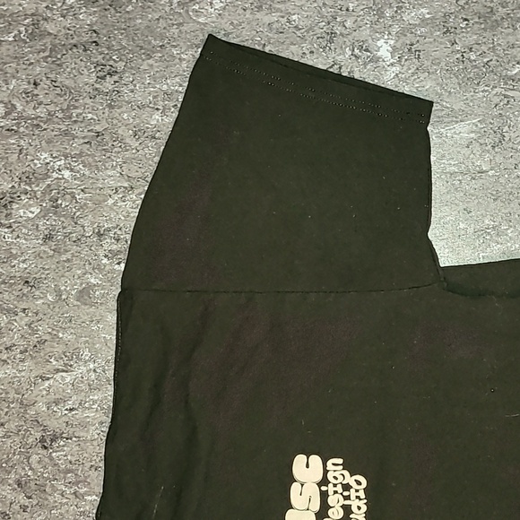 Made in USA. MISC. DESIGN STUDIO. Tee-shirt size XL - Picture 6 of 16